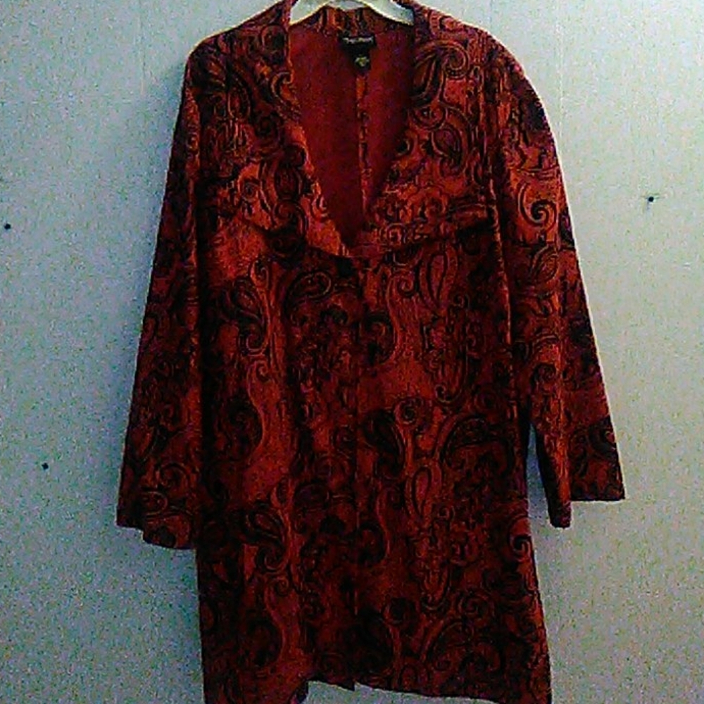 3/4 red and black blazer
